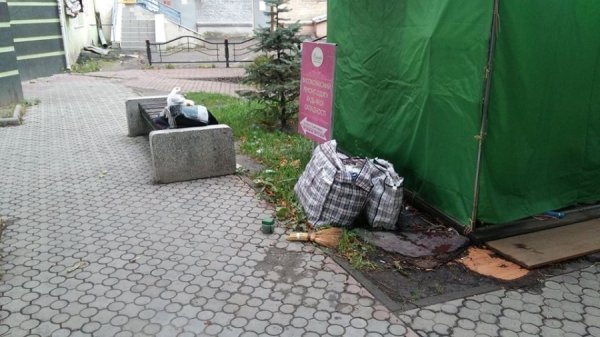 У центрі Луцька порозганяли квіткарів. ФОТО