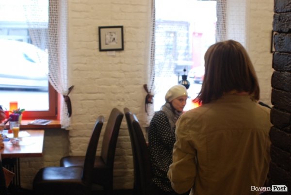 Відома блогерка показала лучанам мотиви міст України. ФОТО