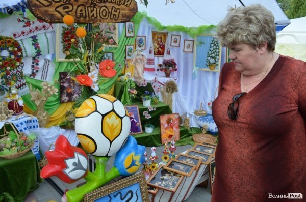 У центрі Луцька - фестиваль творчості дітей. ФОТО