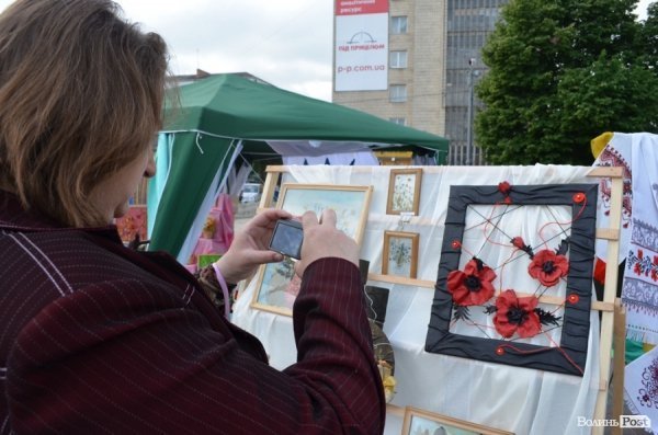 У центрі Луцька - фестиваль творчості дітей. ФОТО
