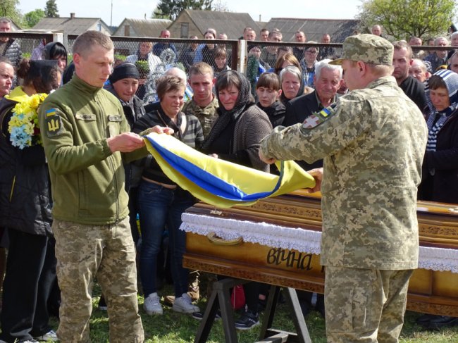 На Волині провели в останню путь Героя Андрія Сливку