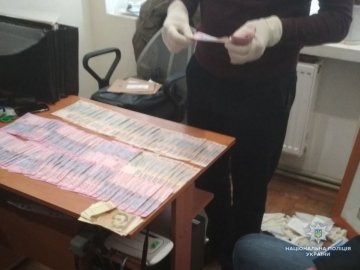 Затриманому в Луцьку посадовцю загрожує 10 років тюрми