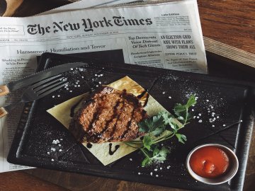 На фуд-корті «Променя» – знижки на обіди*