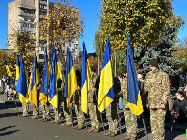 Назавжди 22: у Ковелі поховали Героя Марка Данилюка