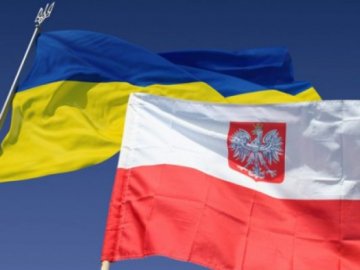 У Польщі викрили агенцію, яка незаконно влаштувала на роботу півтори сотні українців