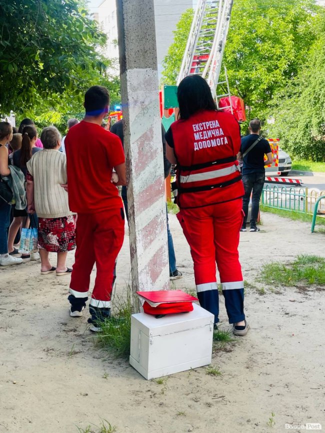 У Луцьку – пожежа: горить квартира. ФОТО