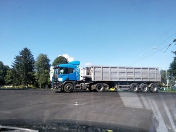 У селі на Волині зіткнулись вантажівка з лафетою. ФОТО