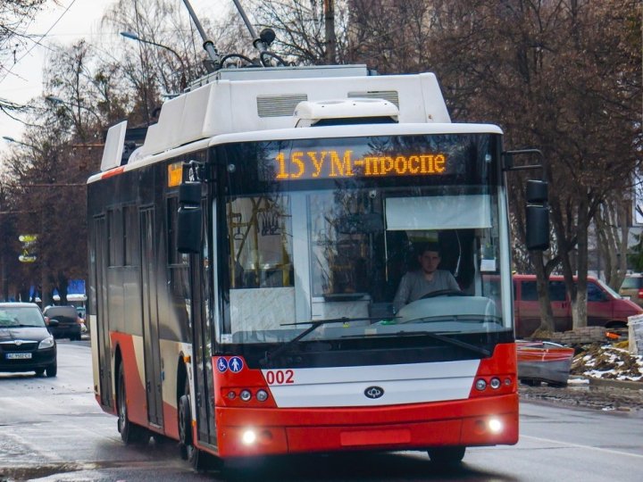 Рух тролейбусів у Луцьку відновили
