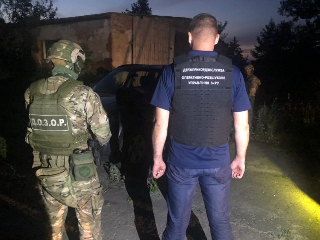 Волинські прикордонники «на гарячому» піймали організатора каналу незаконної міграції в ЄС