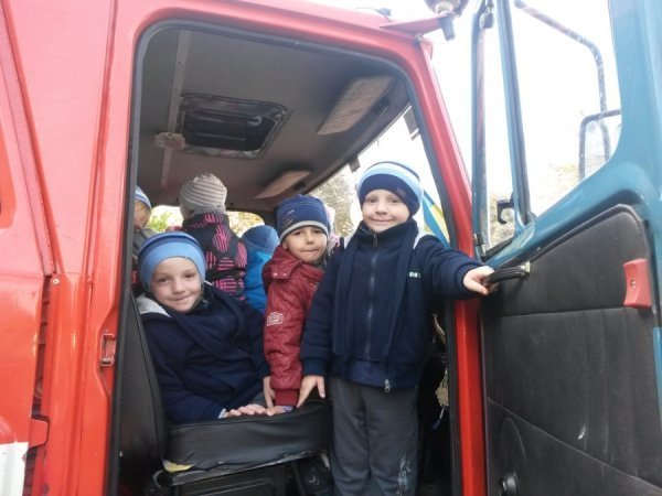 У Ківерцях навчали дітей гасити пожежу. ФОТО