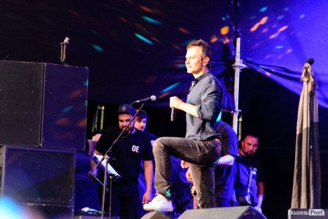 Казали «гречка», але підспівували: як у Луцьку минув безкоштовний концерт «Океану Ельзи». ФОТО 