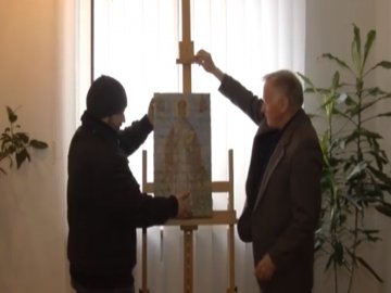 Образ святого Миколая з 20 000 сірників «поселився» у Музеї волинської ікони. ВІДЕО