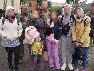 На Харківщині визволили пʼятьох підлітків, яких закрили в підвалі росіяни