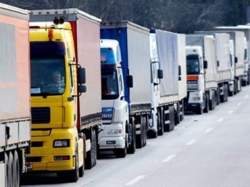 В Україні для вантажівок можуть запровадити плату за користування дорогами 