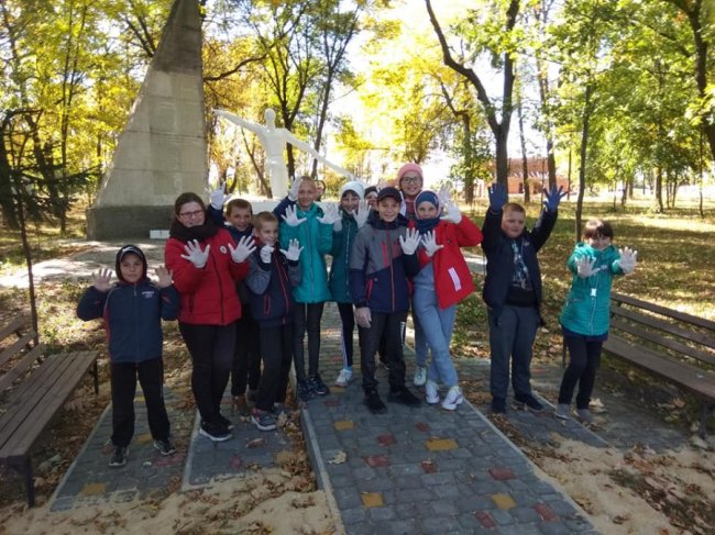 «Я прибрав – твоя черга»: учні волинського ліцею долучилися до всесвітньої акції