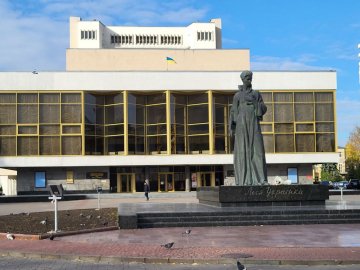 Театральний анонс: огляд вистав у Луцьку 7 – 10 грудня