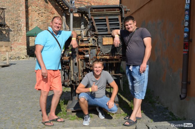 Дзвін мечів та запеклі бої: як у замку Любарта змагаються лицарі. ФОТО