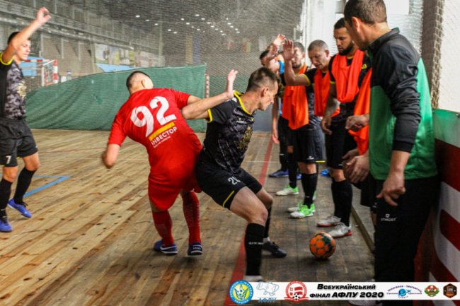 Лучани вибороли «срібло» всеукраїнського футзального турніру. ФОТО