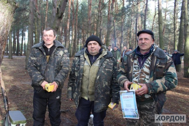 Як на волинському озері змагалися рибалки. ФОТО