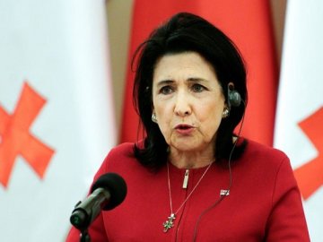 Президентка Грузії підтримала протести й обіцяє ветувати скандальний закон про «іноагентів»