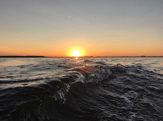 Опублікували неймовірні світлини Світязя