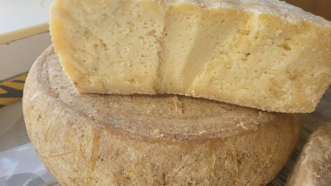 Волинянин вирощує 130 кіз. ВІДЕО