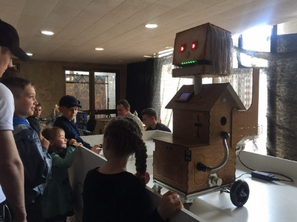 У Ковелі відкрилась виставка роботів і трансформерів. ФОТО. ВІДЕО