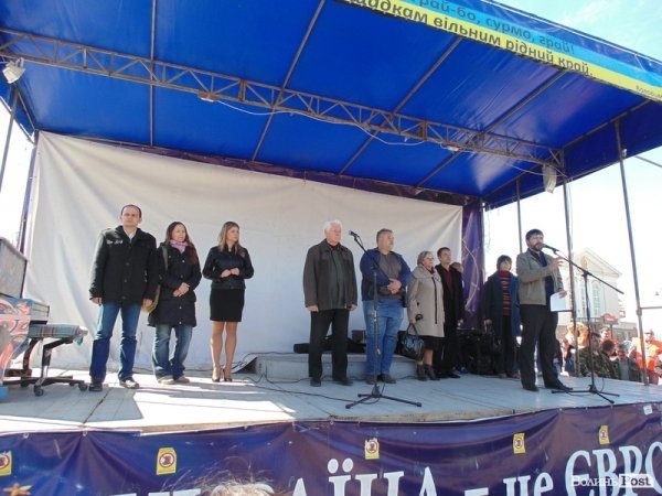 Луцьке віче затвердило люстраційний комітет. ФОТО