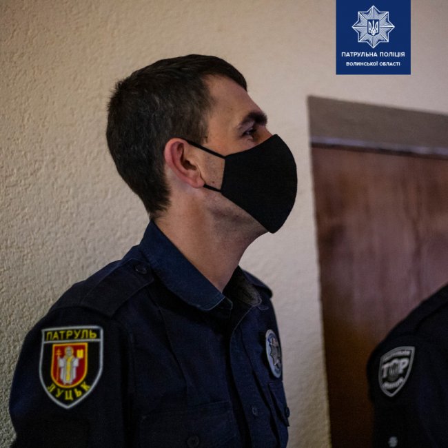 Луцькі патрульні долучилися до всеукраїнської акції зі здачі крові