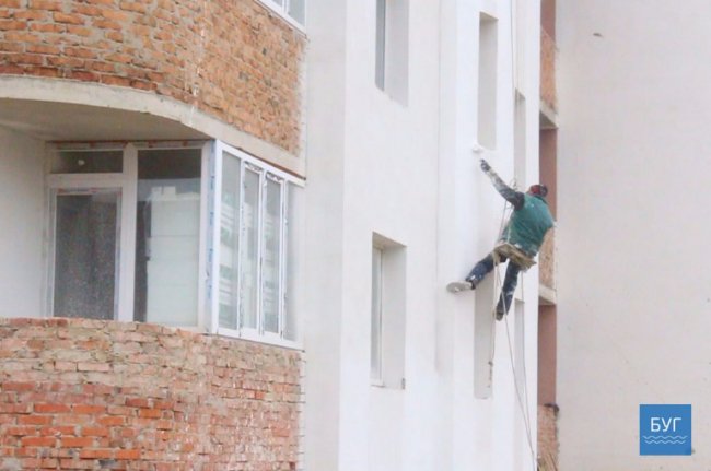 Роботи виконуються неякісно, - Гунчик про будинок для військових