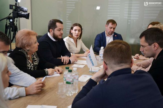 Медреформа: що чекає на лучан у лікарнях із 1 квітня. ФОТО. ВІДЕО 