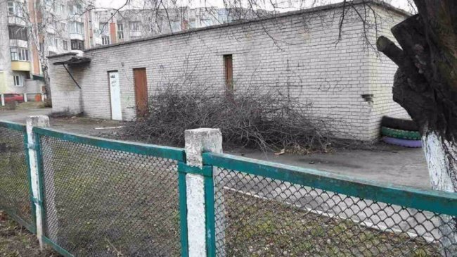 Муніципали штрафували лучан за сміття