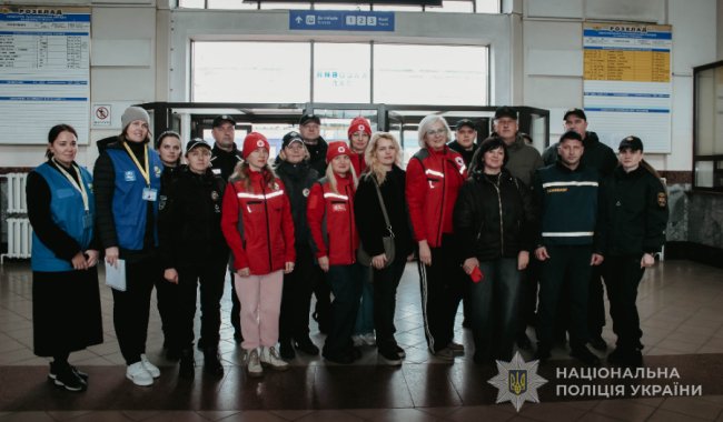 На Волині зустріли евакуаційний потяг з жителями Донеччини. ФОТО