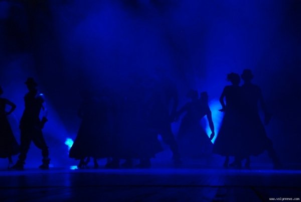 Танці пам’яті Майкла Джексона у Луцьку. ФОТО