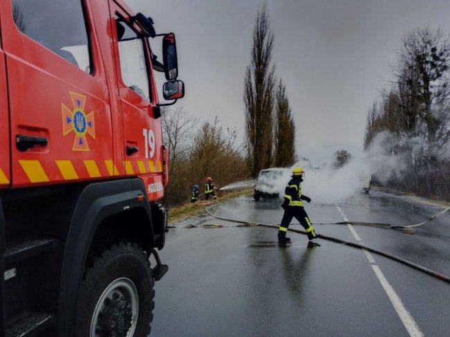 У Ковелі спалахнув автомобіль