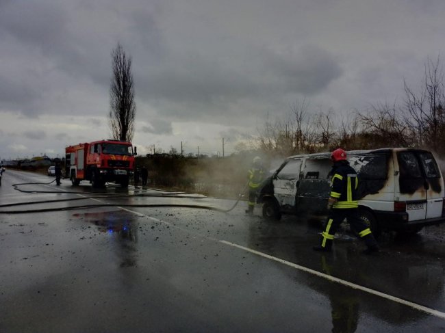 У Ковелі спалахнув автомобіль