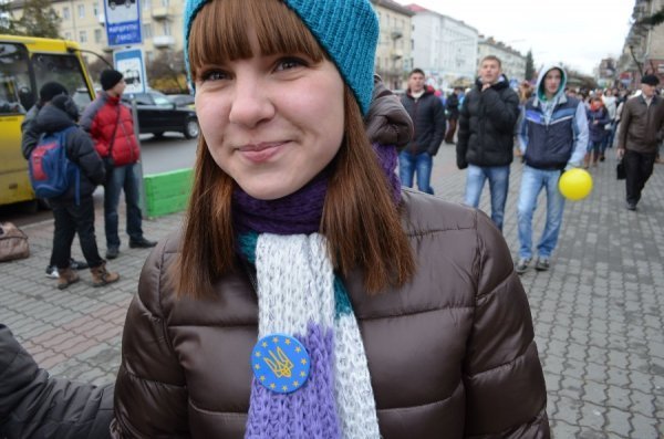 У Луцьку збудували «живий ланцюг» на підтримку євроінтеграції. ФОТО