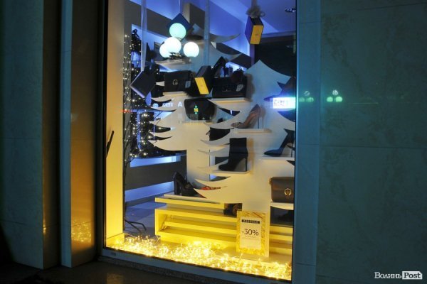 Луцьк напередодні Нового Року: як прикрасили місто