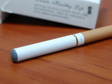 На Волині у потязі знайшли майже 2 тисячі незаконних сигарет