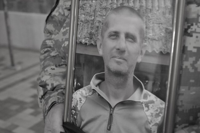 Луцьк попрощався з двома Героями