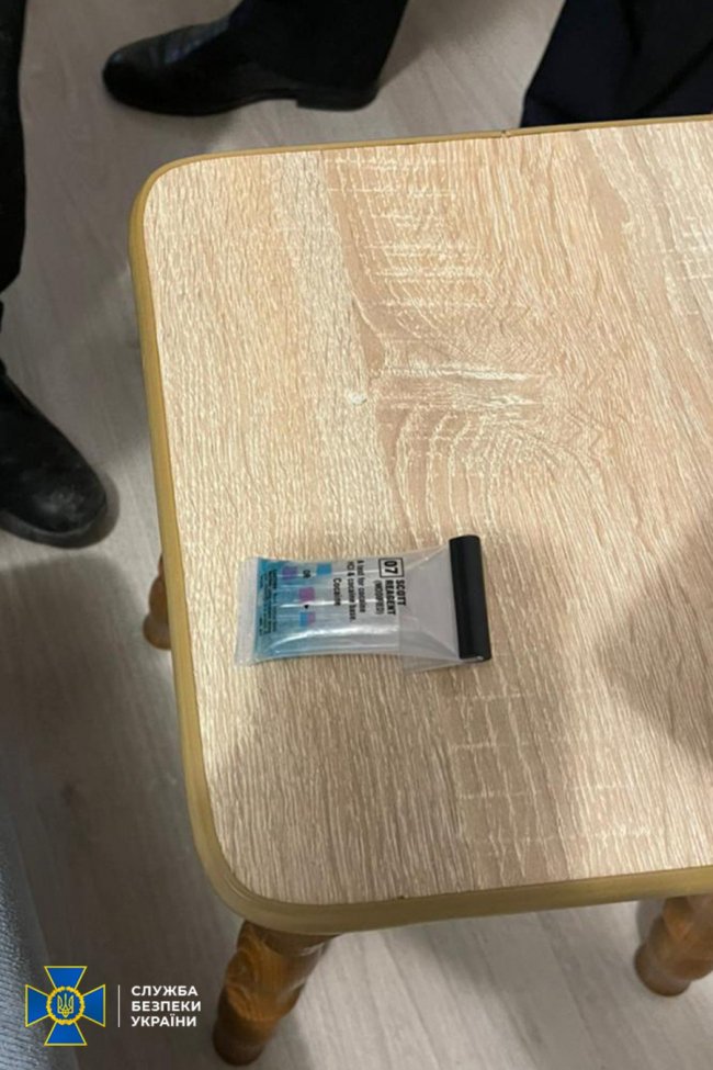 На Одещині поліцейська крала наркотики із речових доказів і потім продавала їх. ФОТО