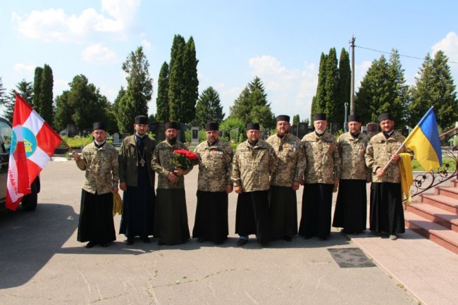Митрополит з Константинополя помолився за загиблих Героїв-волинян у Гаразджі. ФОТО 