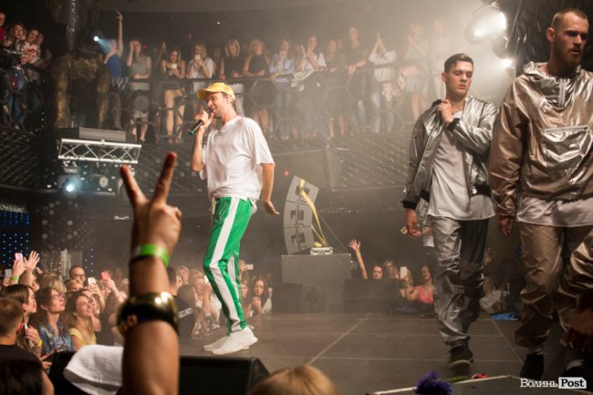 У луцькій «Опері» відгримів концерт Макса Барських. ФОТОРЕПОРТАЖ