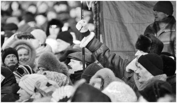 «Євронеділя» в Луцьку: віче, хода та панахида. ФОТО