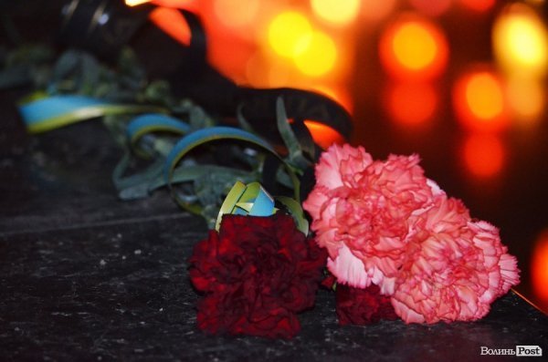 У Луцьку прощалися з Кузьмою Скрябіним. ФОТО