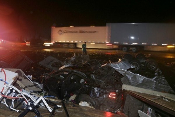 Торнадо в США. ФОТО