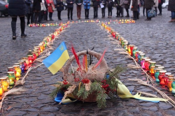 У Луцьку вшанували пам’ять жертв голодомору