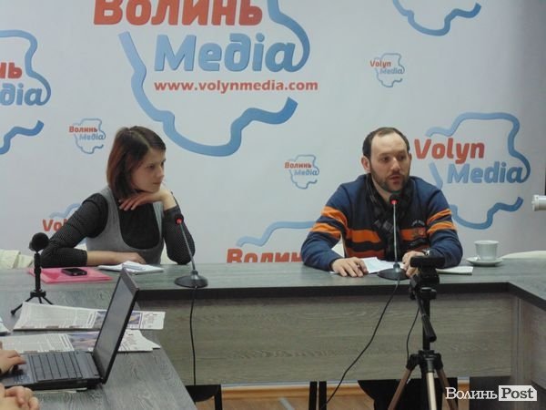 У Луцьку дискутували про «гідність» Волині та «безвихідь» Донбасу. ФОТО