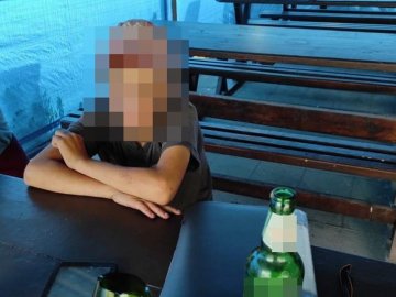 На Волині підліток «обчистив» бар-магазин