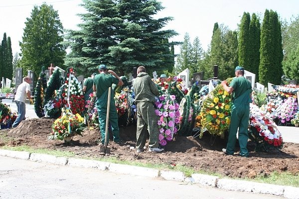 Воїнів-лучан поховали в Гаразджі. ФОТО